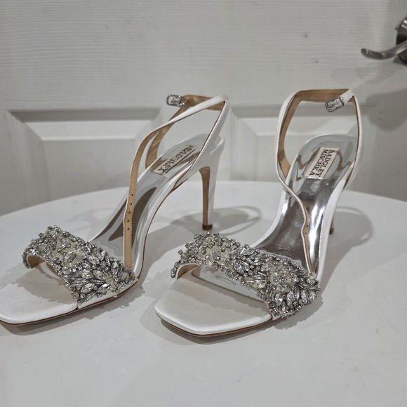 Badgley Mischka Rider Stiletto Heel - Picture 3 of 9